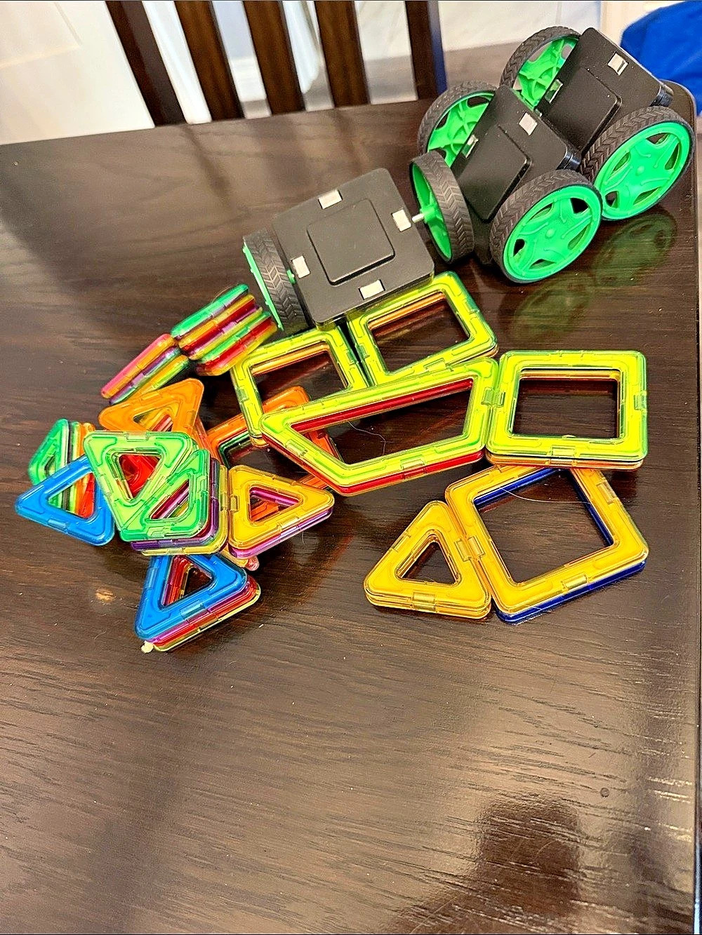 Magna-Tiles Cars Expansion Set & Assorted Magnetic Building Tiles & Magnetic